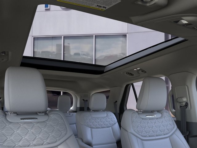 New 2026 Ford Explorer Platinum w/ LUX Leather Package AWD/4WD image 22