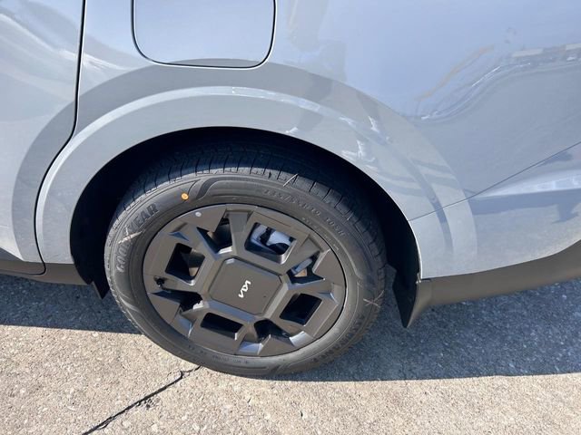 New 2026 Kia Carnival EX FWD image 6