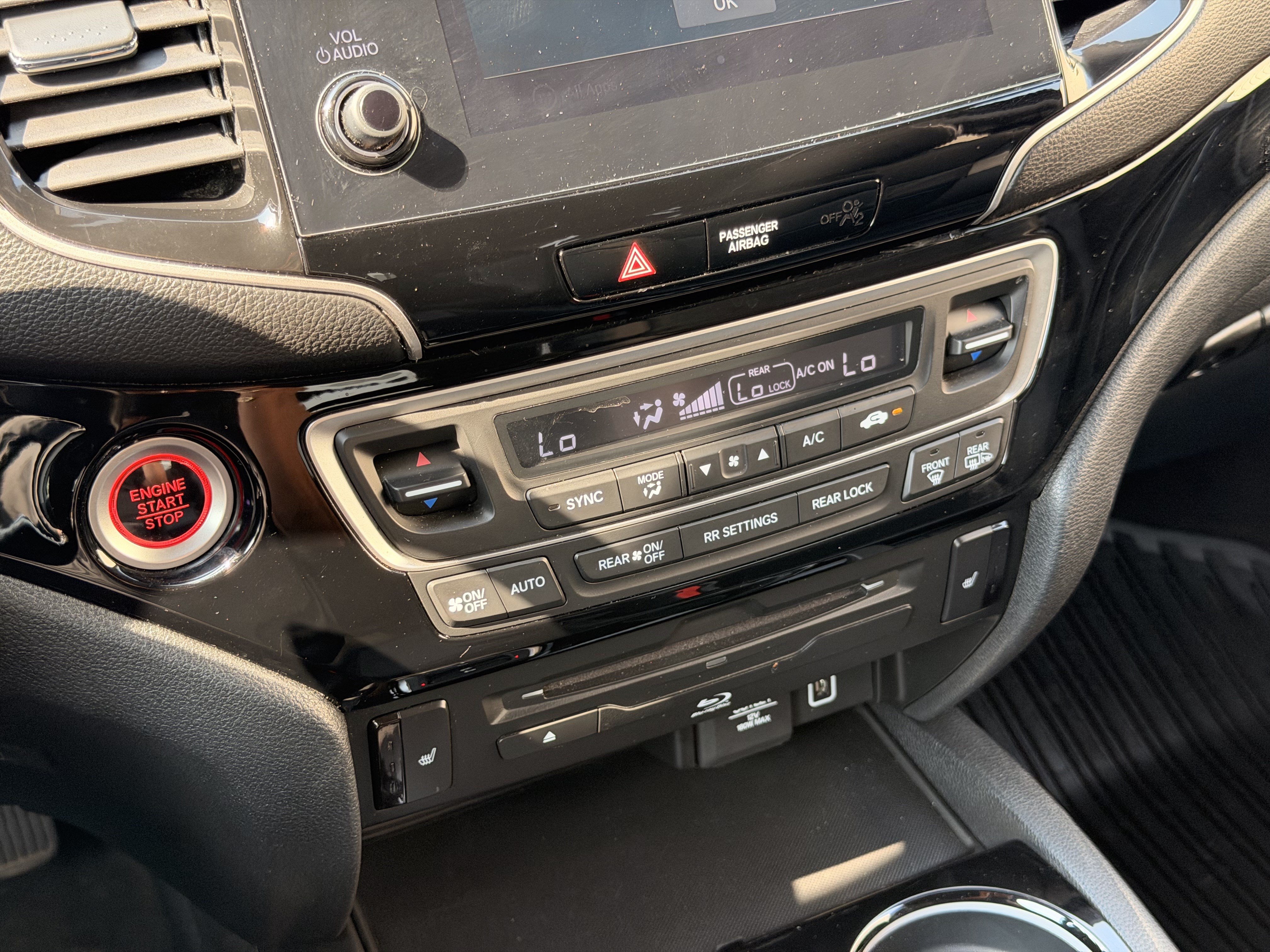 Used 2021 Honda Pilot Touring image 28