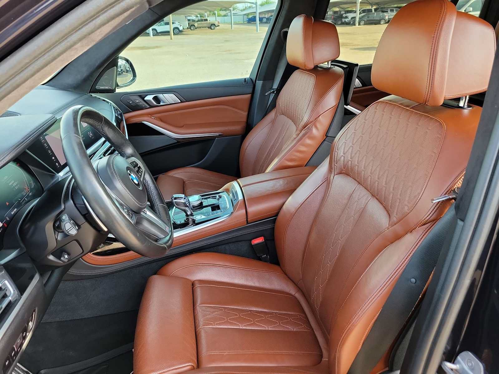 Used 2019 BMW X7 xDrive50i w/ Dynamic Handling Package AWD/4WD image 15