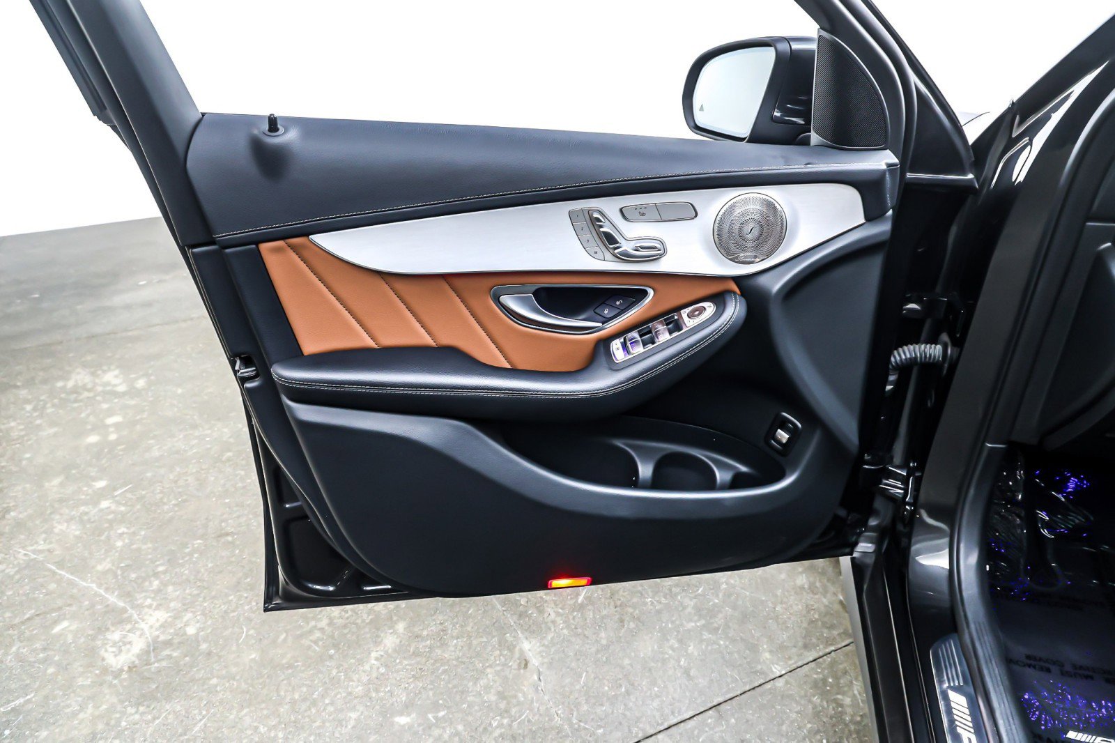 Used 2022 Mercedes-Benz GLC 43 AMG 4MATIC image 22