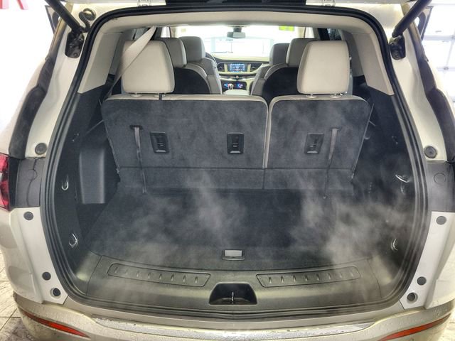 Used 2019 Buick Enclave Essence image 24