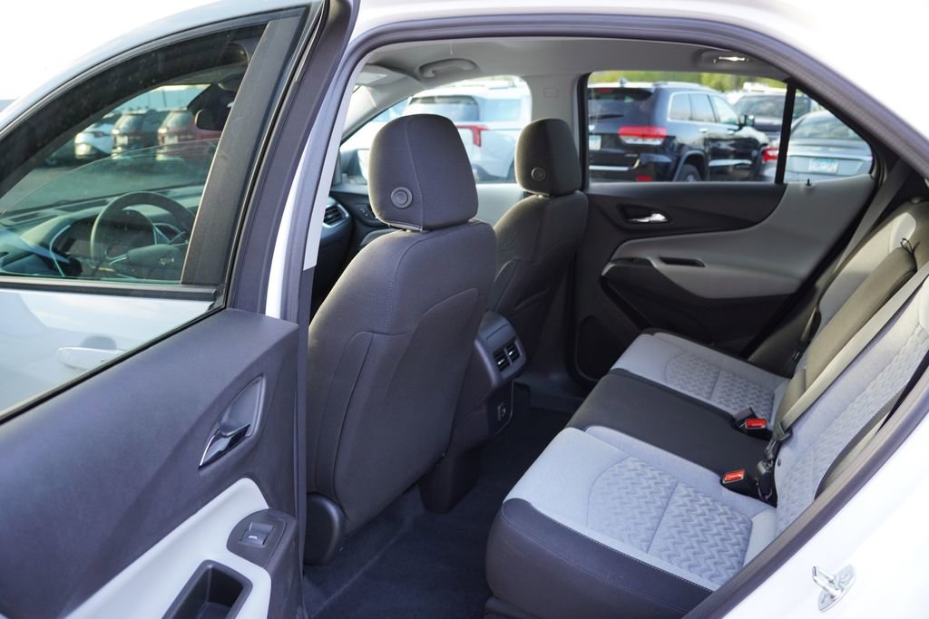 Certified 2024 Chevrolet Equinox LS w/ LS Convenience Package FWD image 16