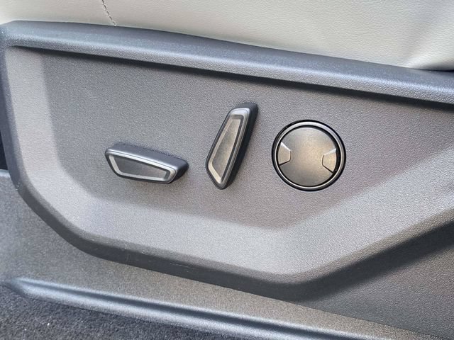 New 2026 Ford Expedition Max Active RWD image 16