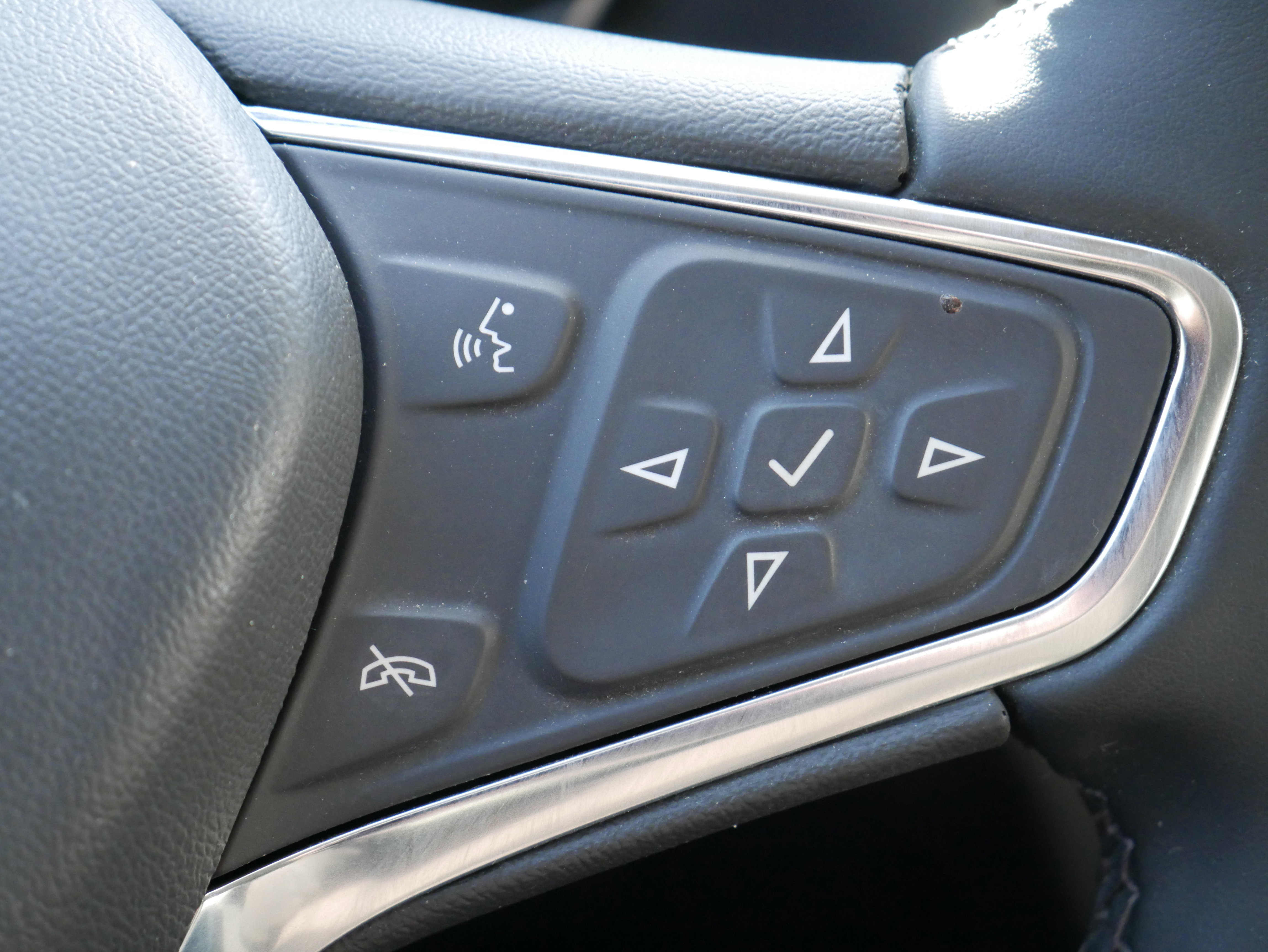 Certified 2023 Chevrolet Equinox LT image 23