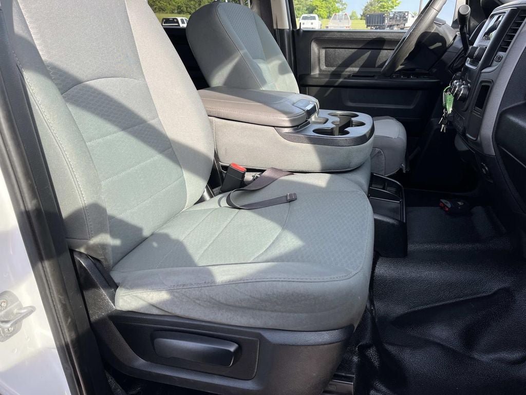 Used 2014 RAM 3500 Tradesman w/ Chrome Appearance Group RWD image 23