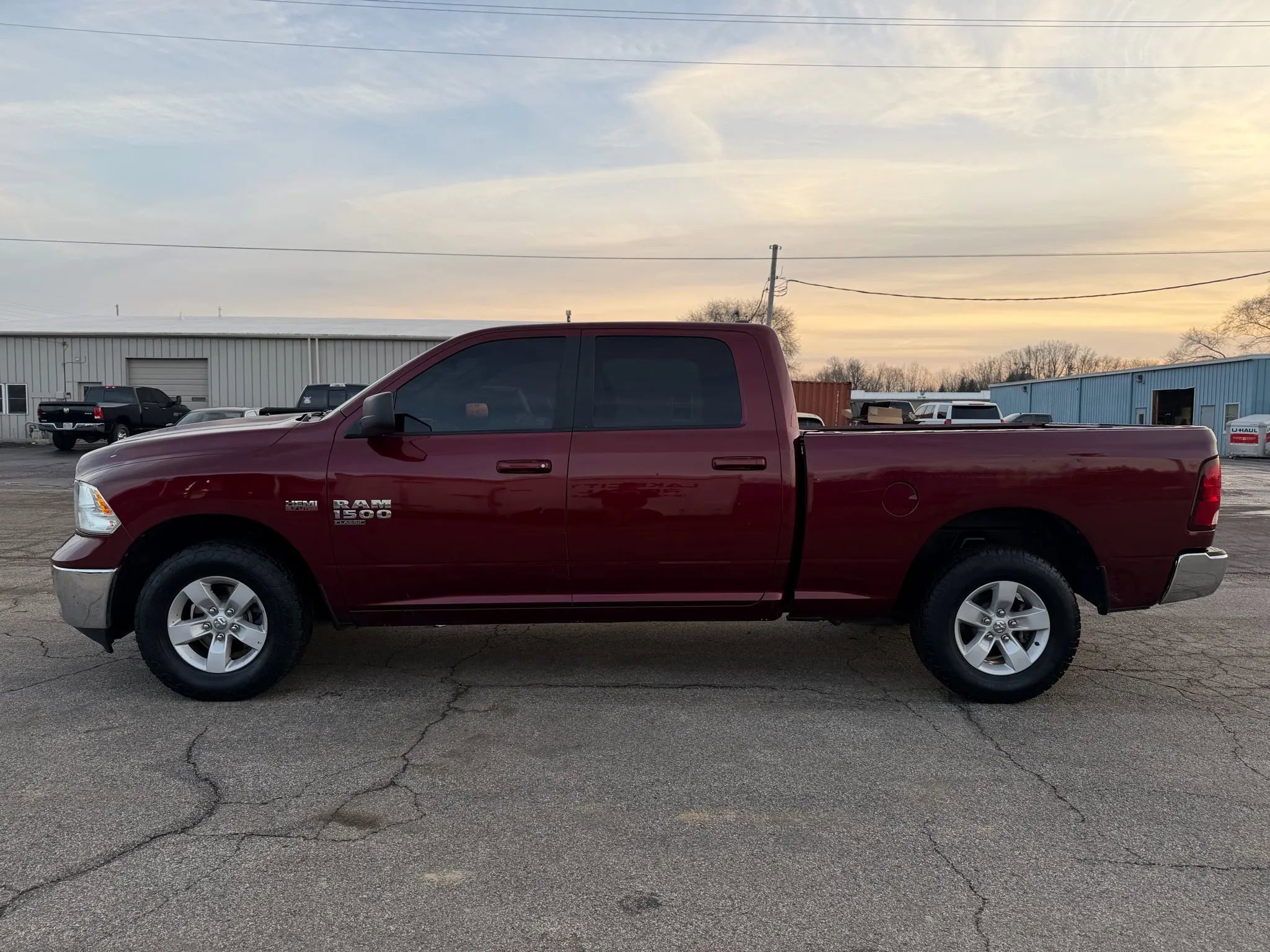 Used 2020 RAM 1500 Classic SLT image 8