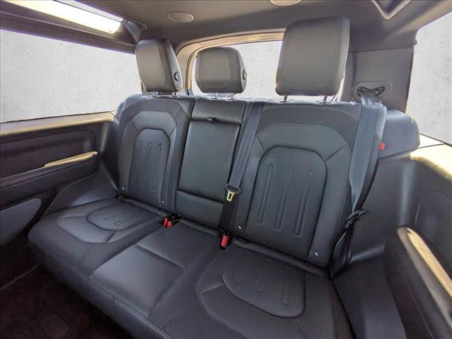 Used 2022 Land Rover Defender 90 X-Dynamic HSE AWD/4WD image 18
