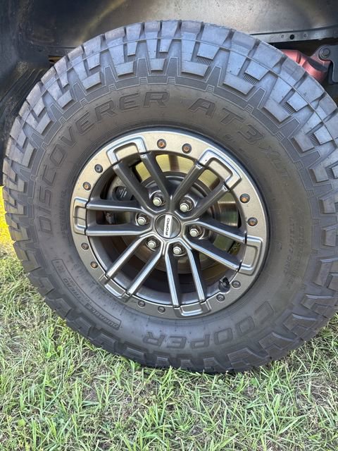 Used 2020 Ford F150 Raptor w/ Equipment Group 802A Luxury AWD/4WD image 13