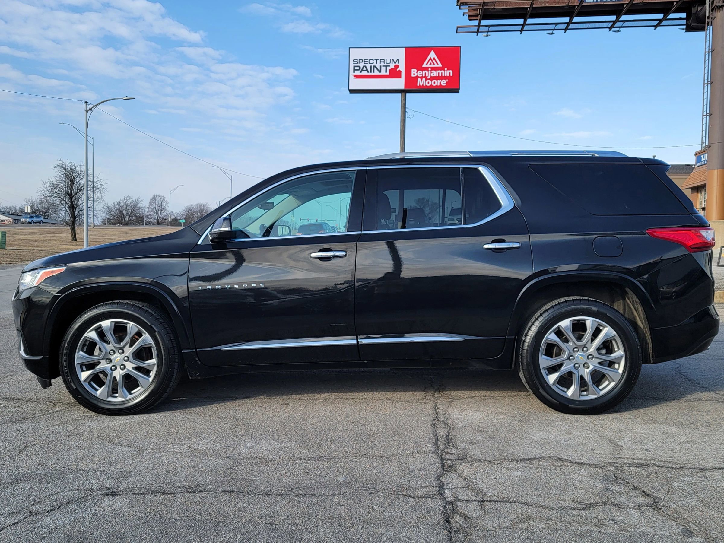 Used 2018 Chevrolet Traverse Premier image 4