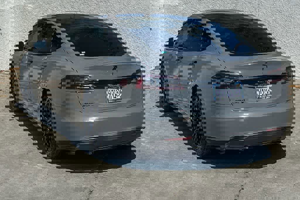 Used 2013 Tesla Model S image 9