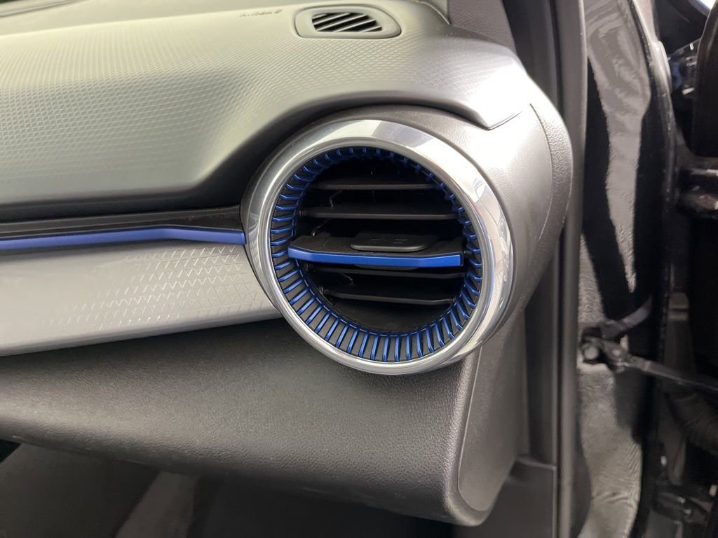 Certified 2025 Chevrolet Trax LT image 10