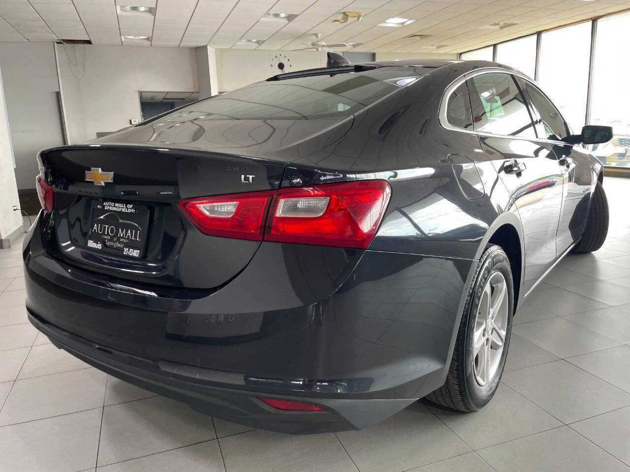 Used 2023 Chevrolet Malibu LT image 7