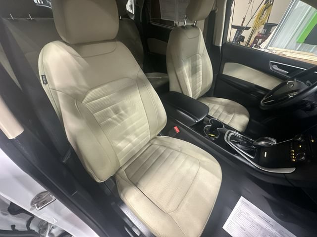 Used 2018 Ford Edge SEL FWD image 32