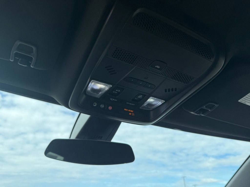 Certified 2021 Cadillac XT5 Premium Luxury w/ LPO, Floor Liner Package image 22