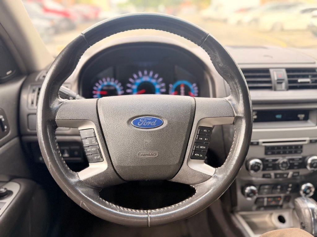 Used 2011 Ford Fusion SEL w/ 301A Rapid Spec Order Code FWD image 11