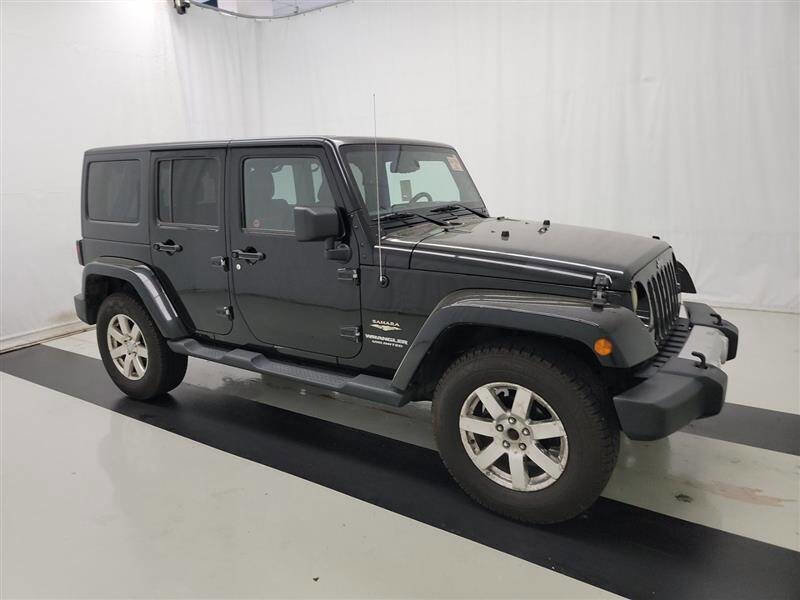 Used 2015 Jeep Wrangler Unlimited Sahara w/ Connectivity Group