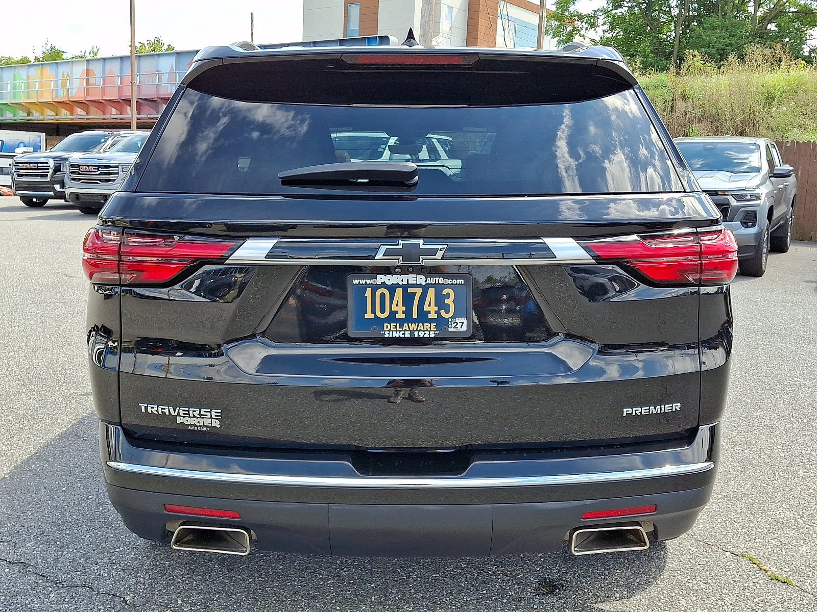Certified 2023 Chevrolet Traverse Premier FWD image 5