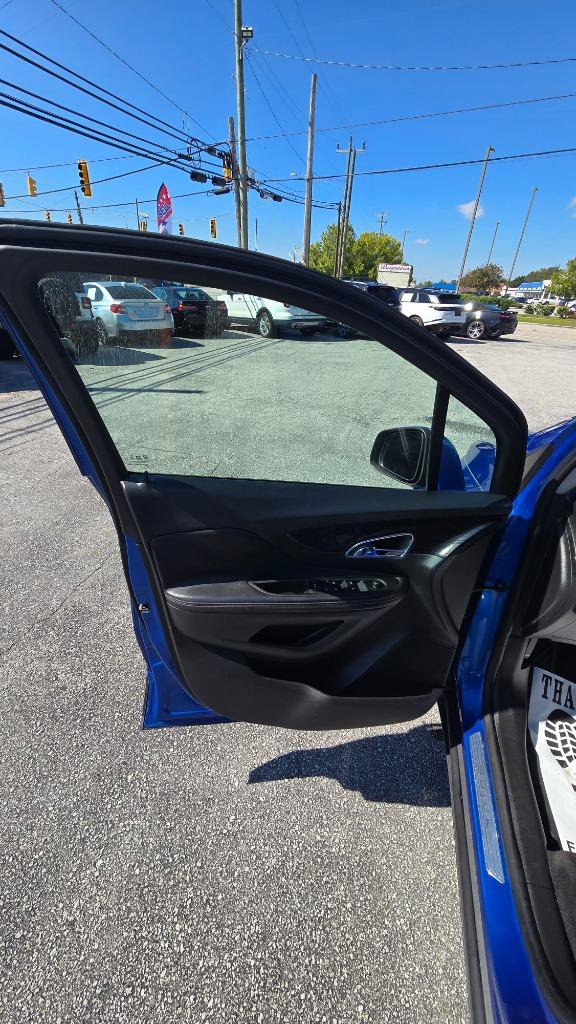 Used 2015 Buick Encore FWD image 8