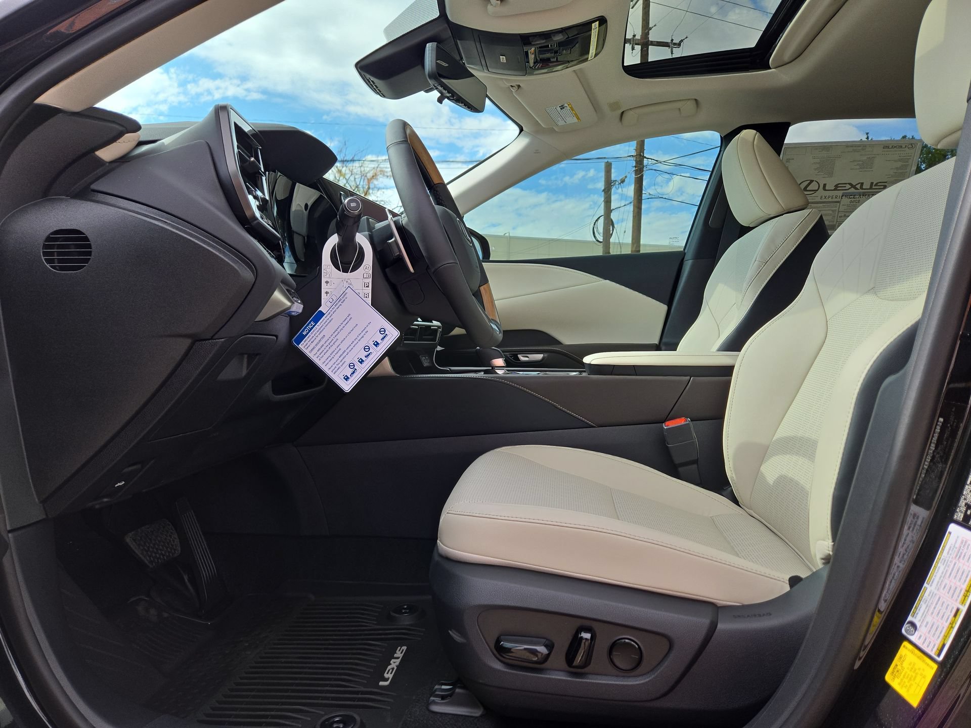 New 2026 Lexus RX 350 w/ Convenience Package AWD/4WD image 16