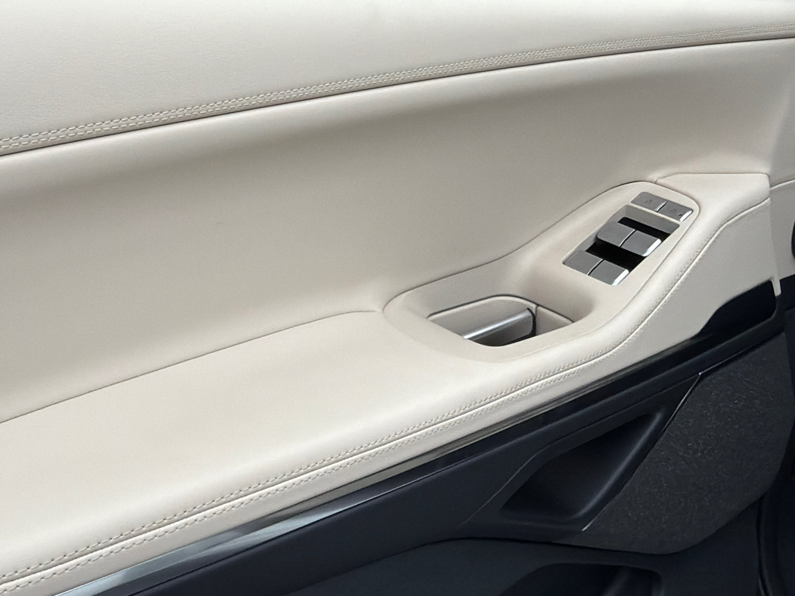 New 2027 Lincoln Navigator L Reserve AWD/4WD image 19
