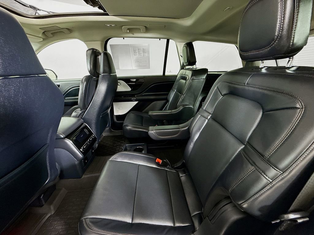 Used 2025 Lincoln Aviator Reserve w/ Equipment Group 201A AWD/4WD image 26