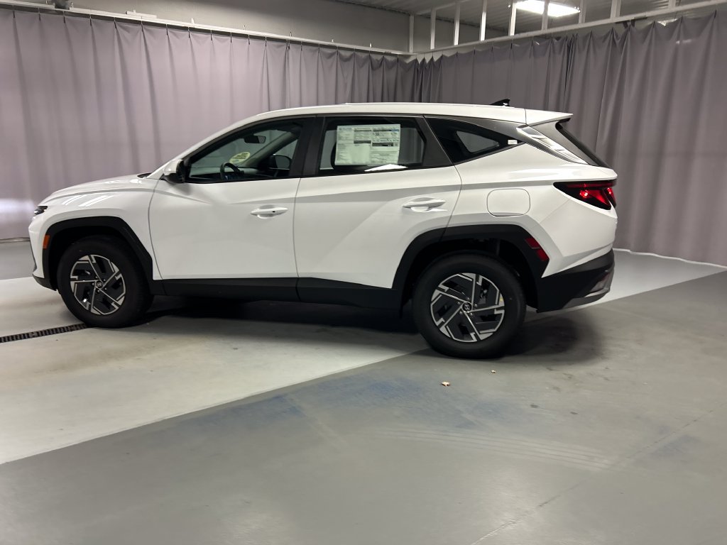 New 2026 Hyundai Tucson Blue SE AWD/4WD image 4