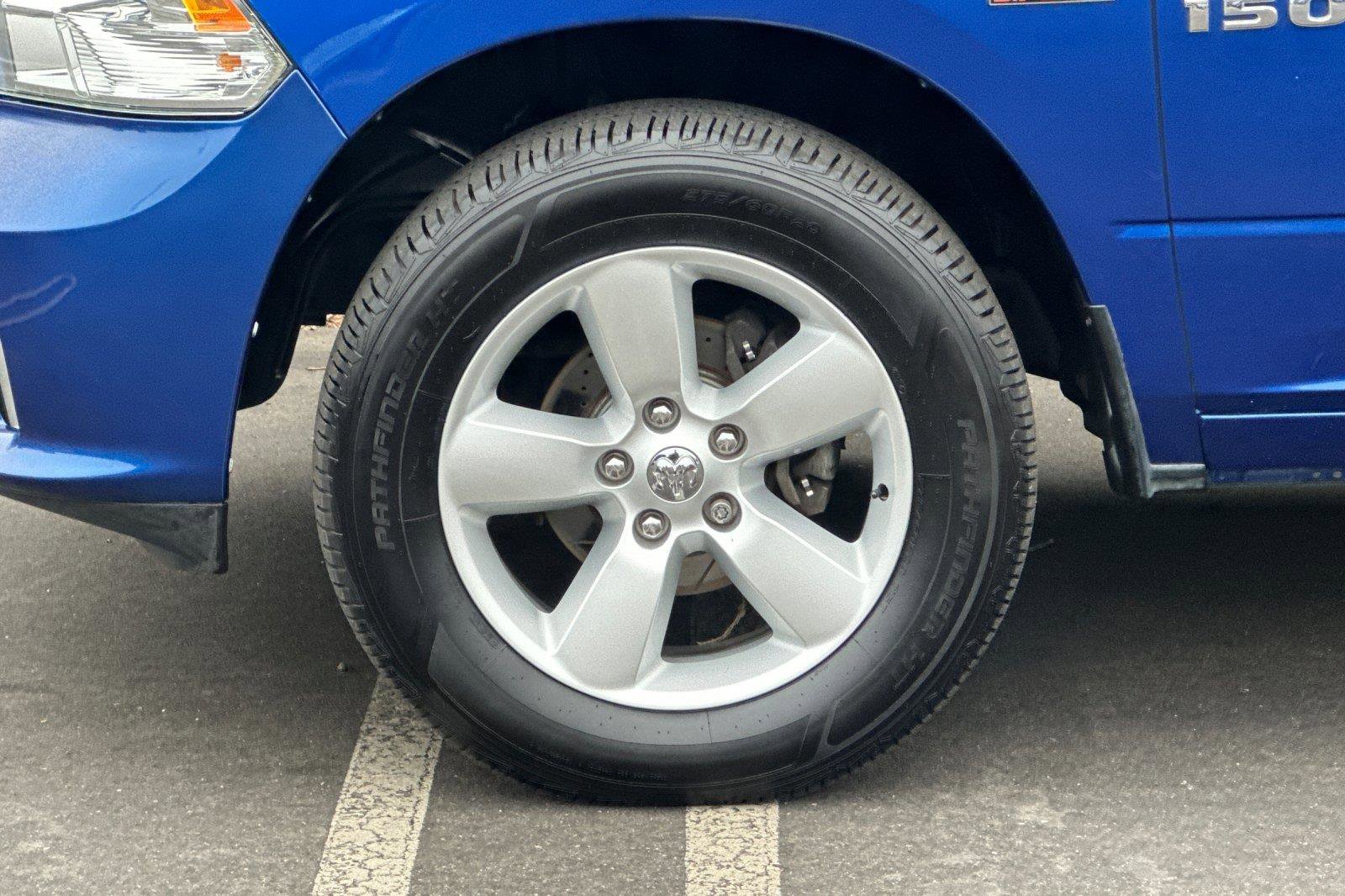 Used 2015 RAM 1500 Express image 24