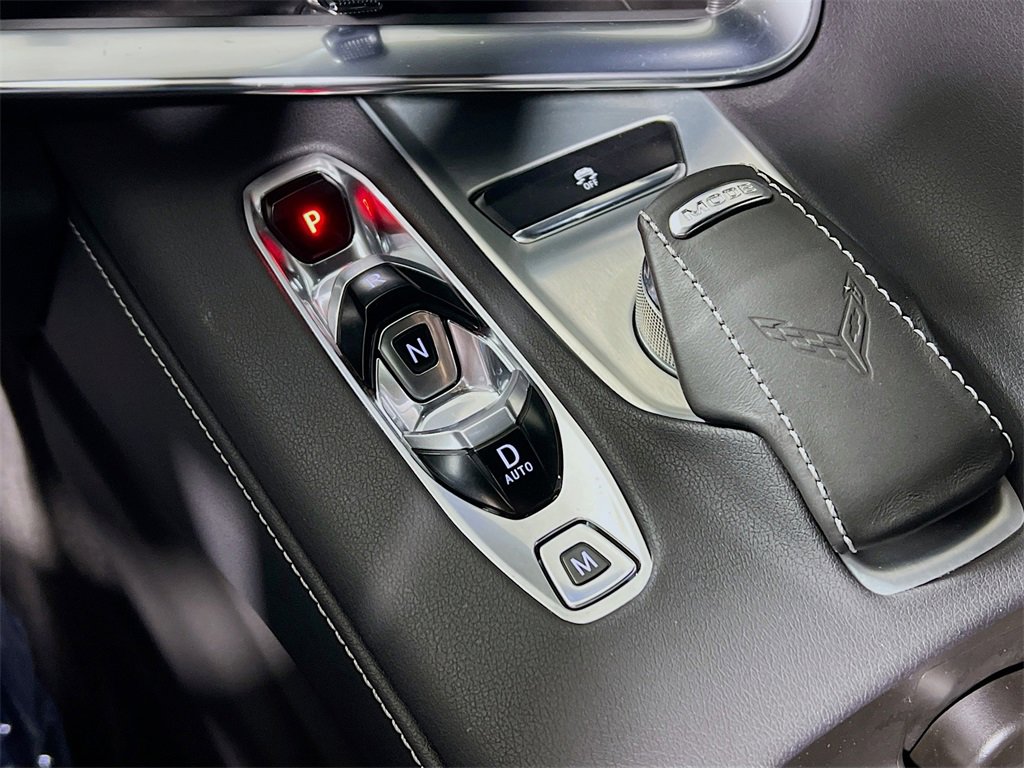 Used 2022 Chevrolet Corvette Stingray Coupe w/ Z51 Performance Package image 16