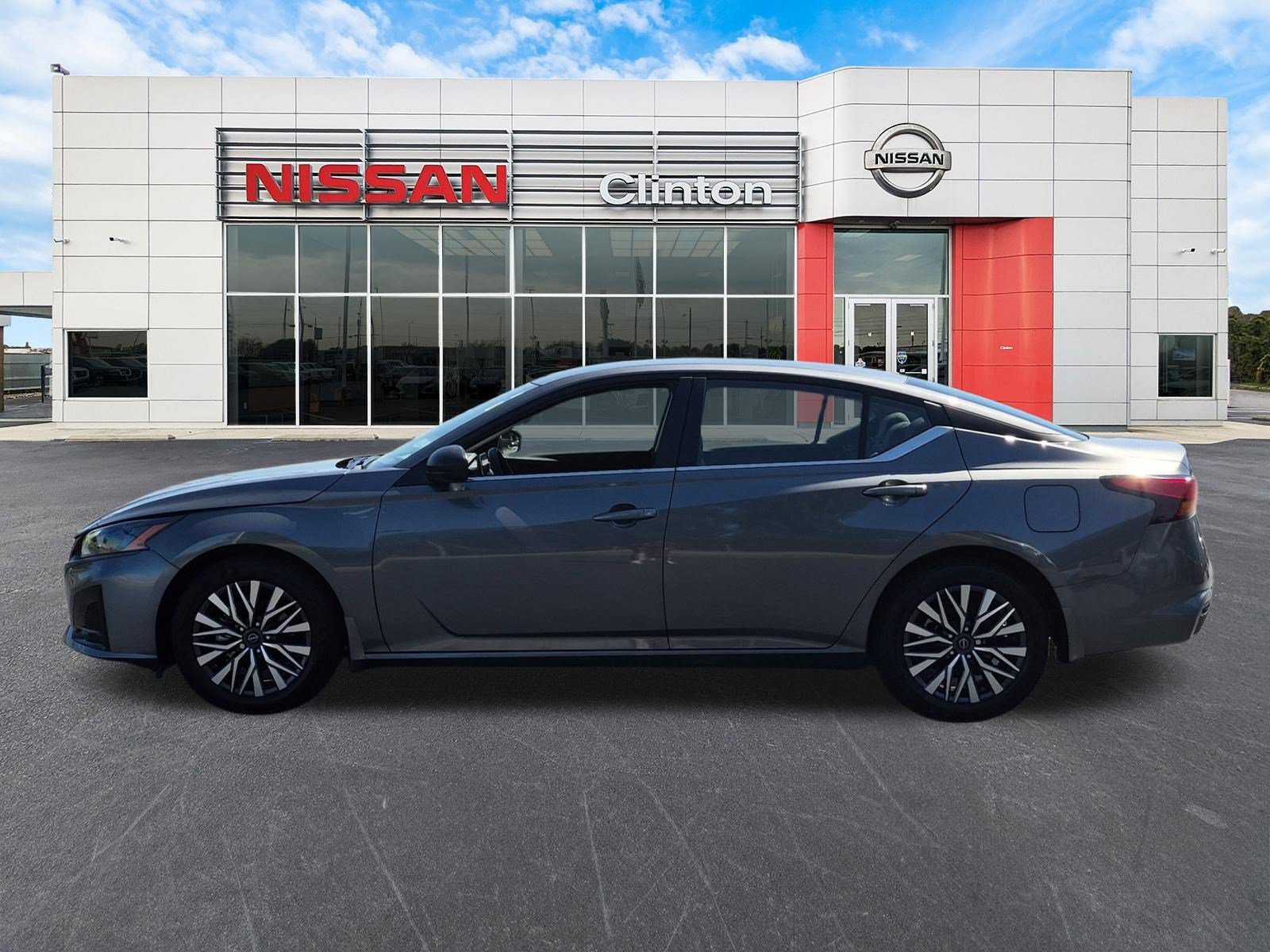 New 2026 Nissan Altima 2.5 SV FWD image 6