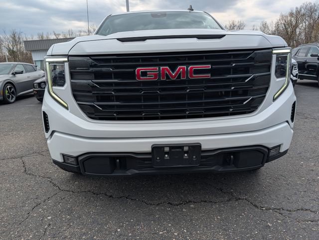 Used 2022 GMC Sierra 1500 Elevation w/ Preferred Package AWD/4WD image 15