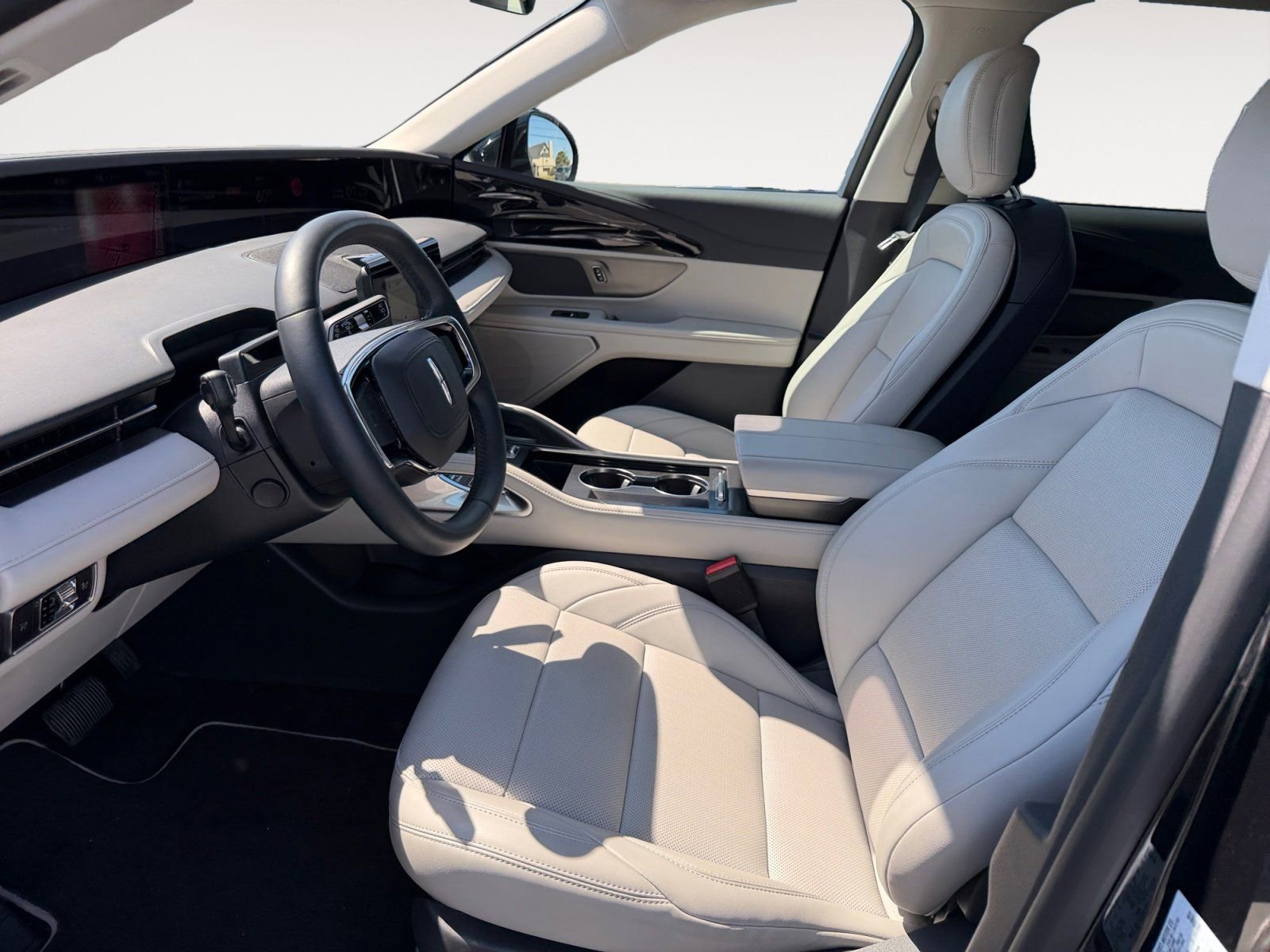 New 2026 Lincoln Nautilus Premier image 9