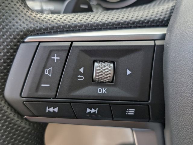 New 2025 Mitsubishi Outlander ES FWD image 14