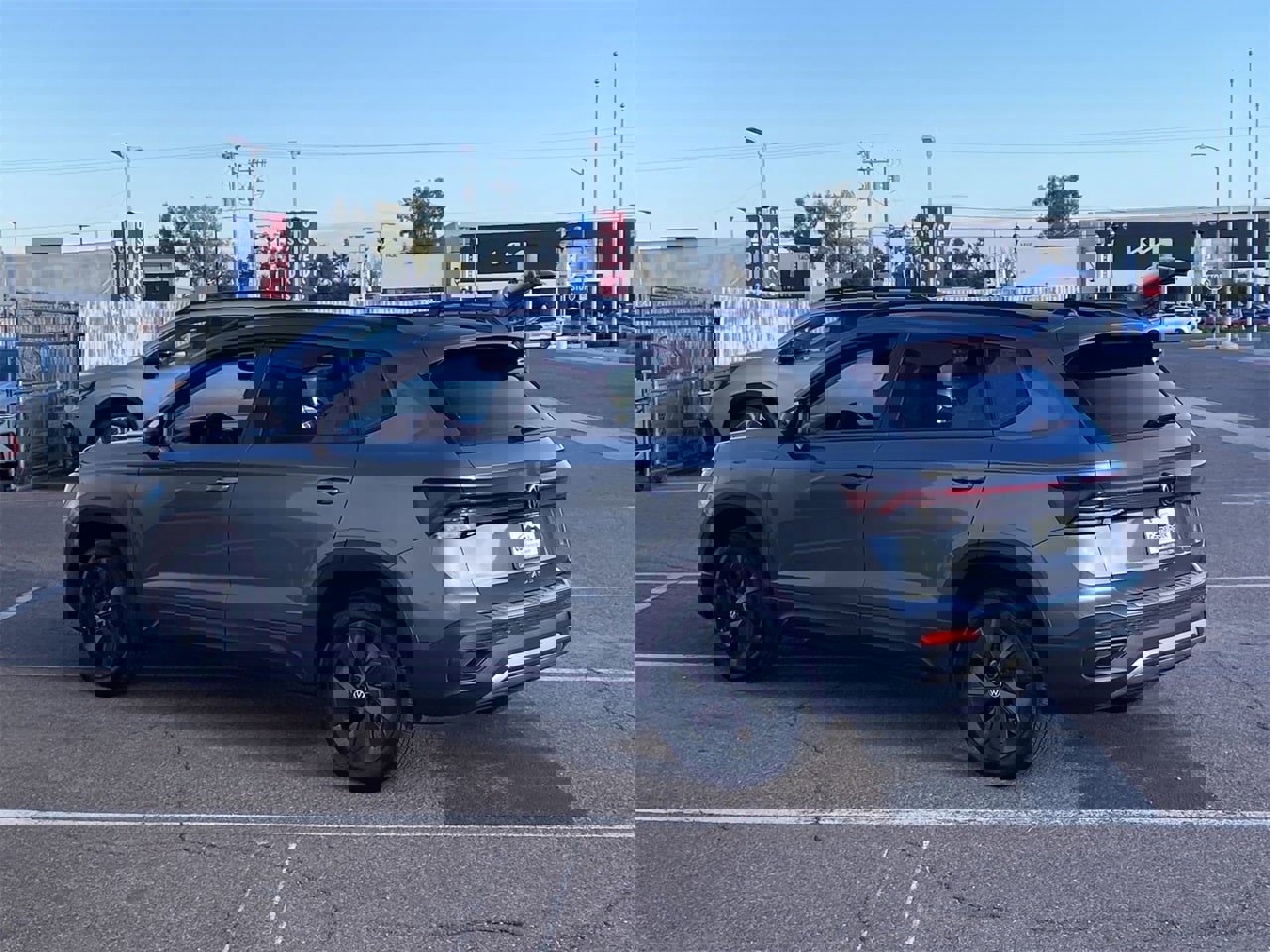 New 2026 Volkswagen Taos S image 4