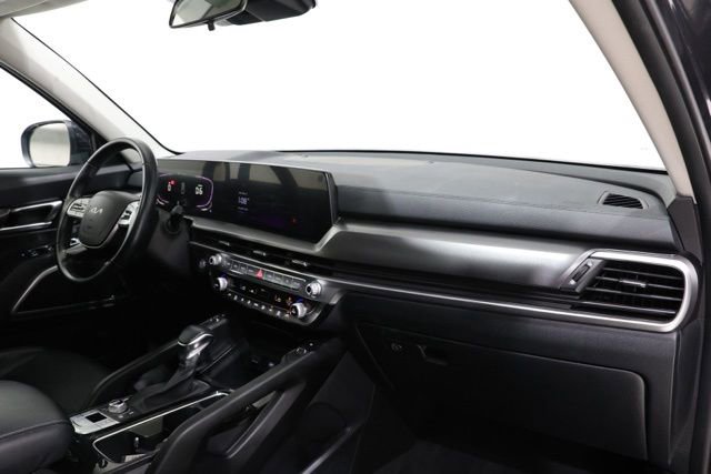 Used 2025 Kia Telluride S AWD/4WD image 17