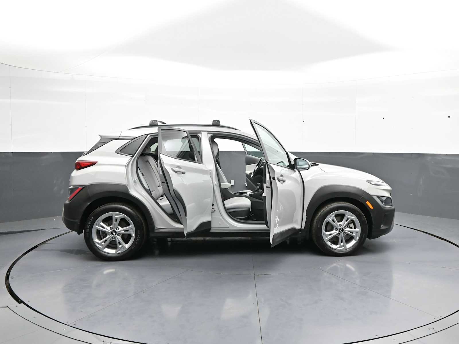 Certified 2023 Hyundai Kona SEL AWD/4WD image 40