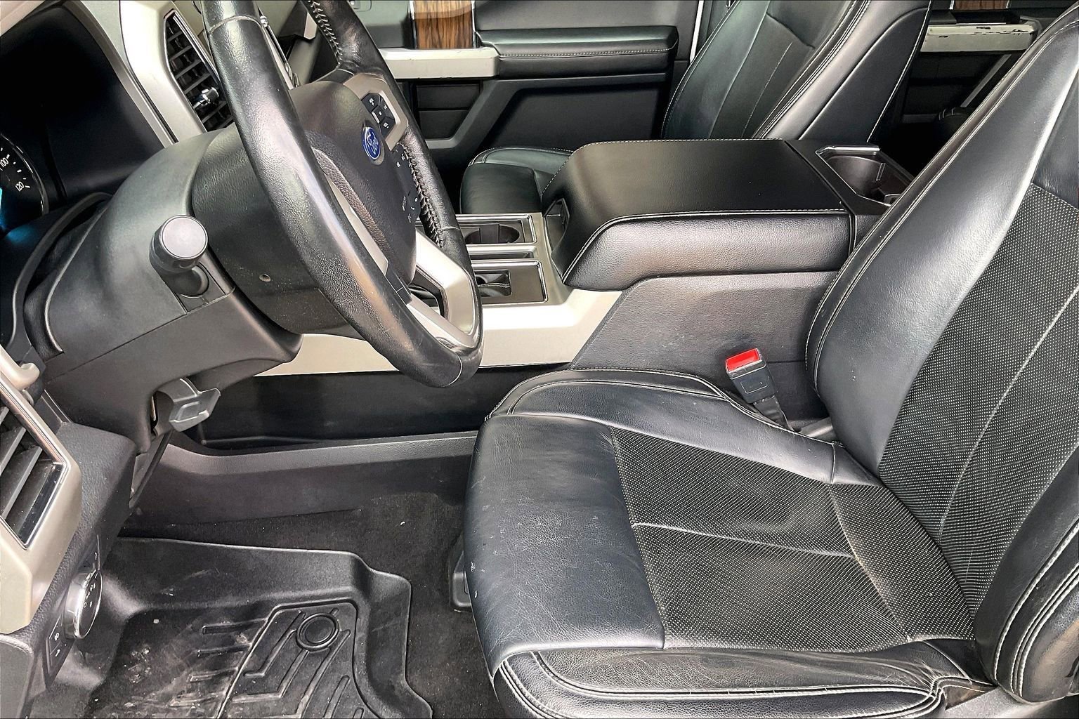 Used 2019 Ford F150 Lariat image 16