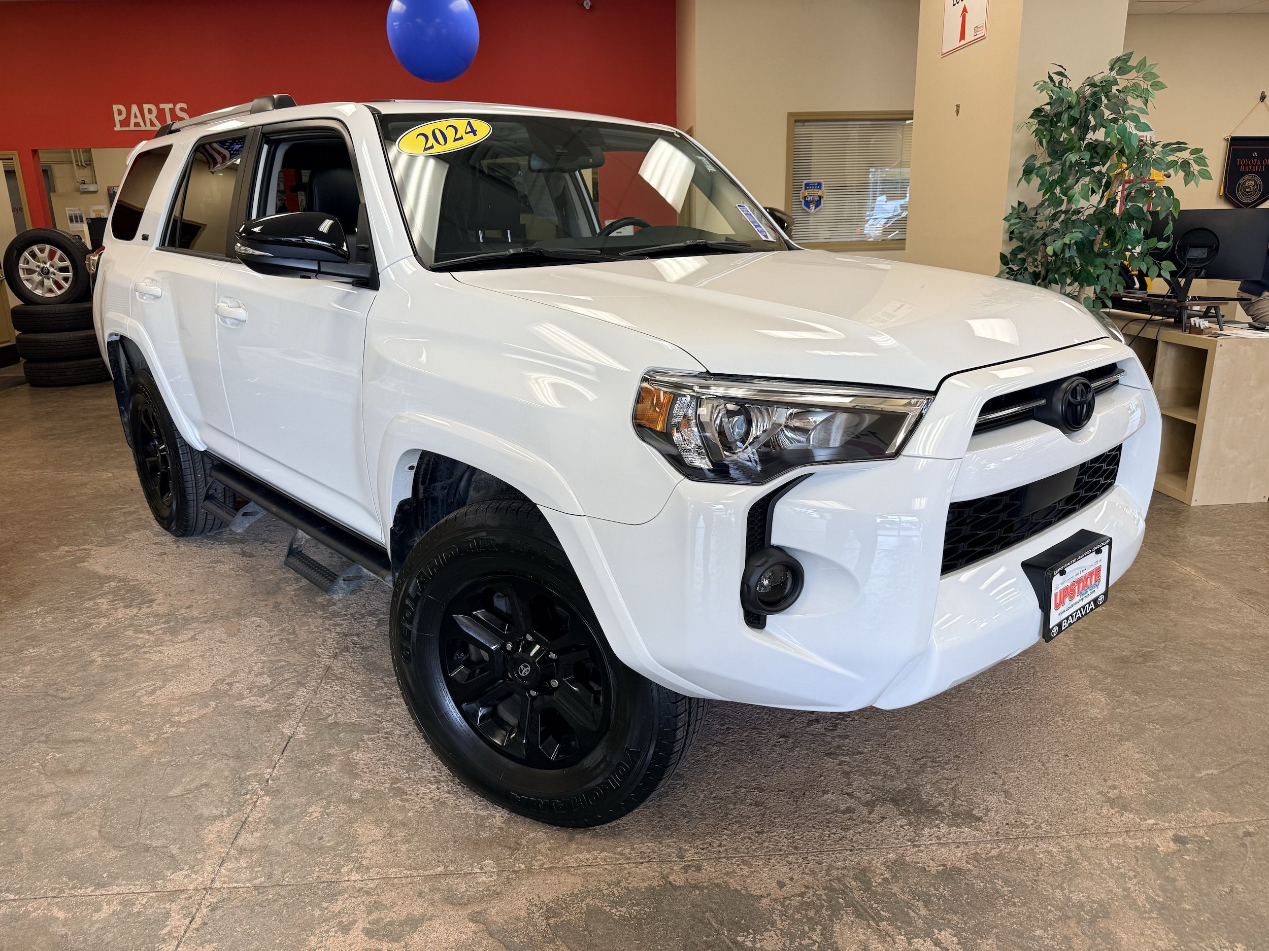 Certified 2024 Toyota 4Runner SR5 Premium w/ Moonroof Package AWD/4WD image 13
