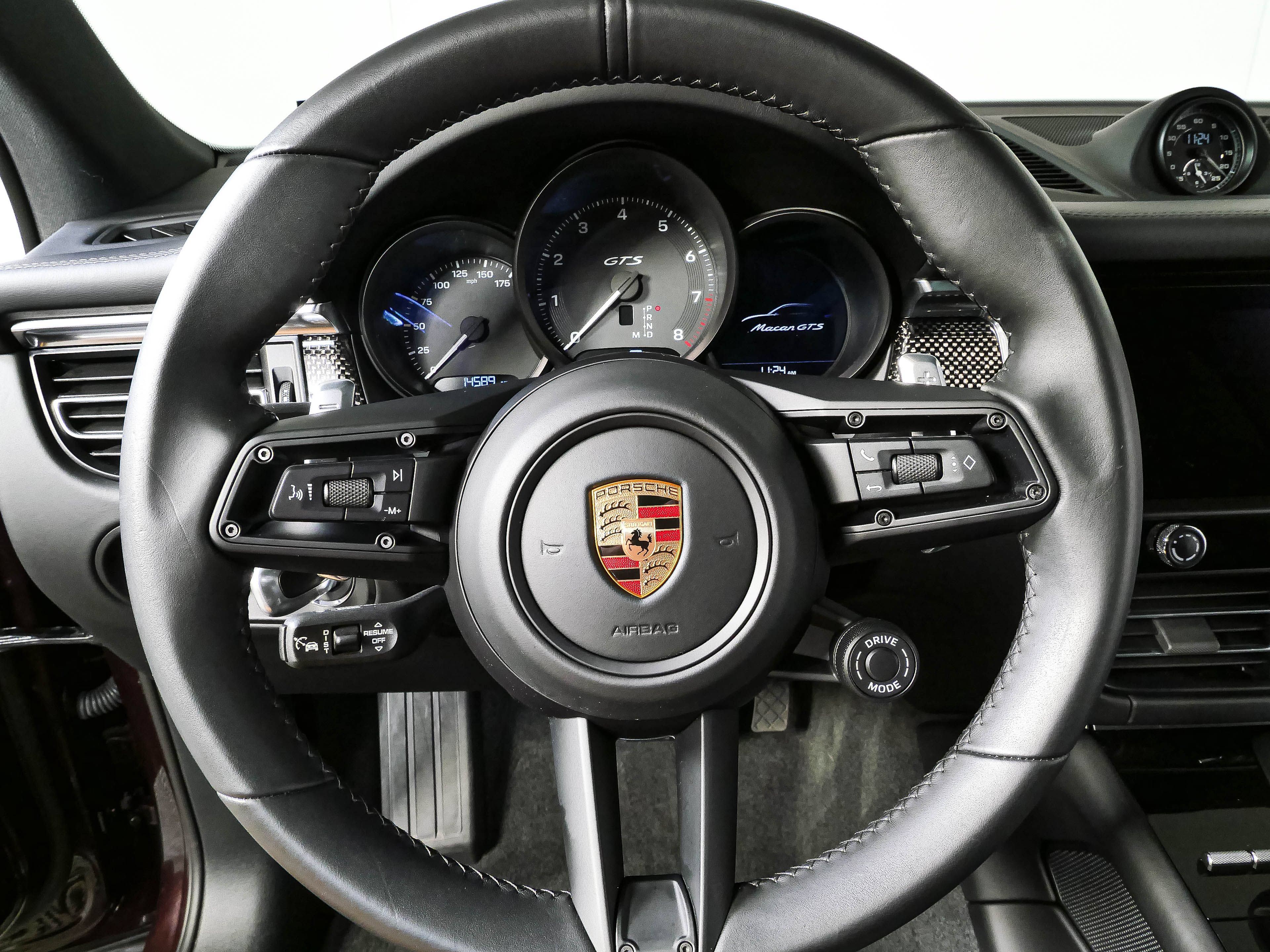 Certified 2024 Porsche Macan GTS AWD/4WD image 10