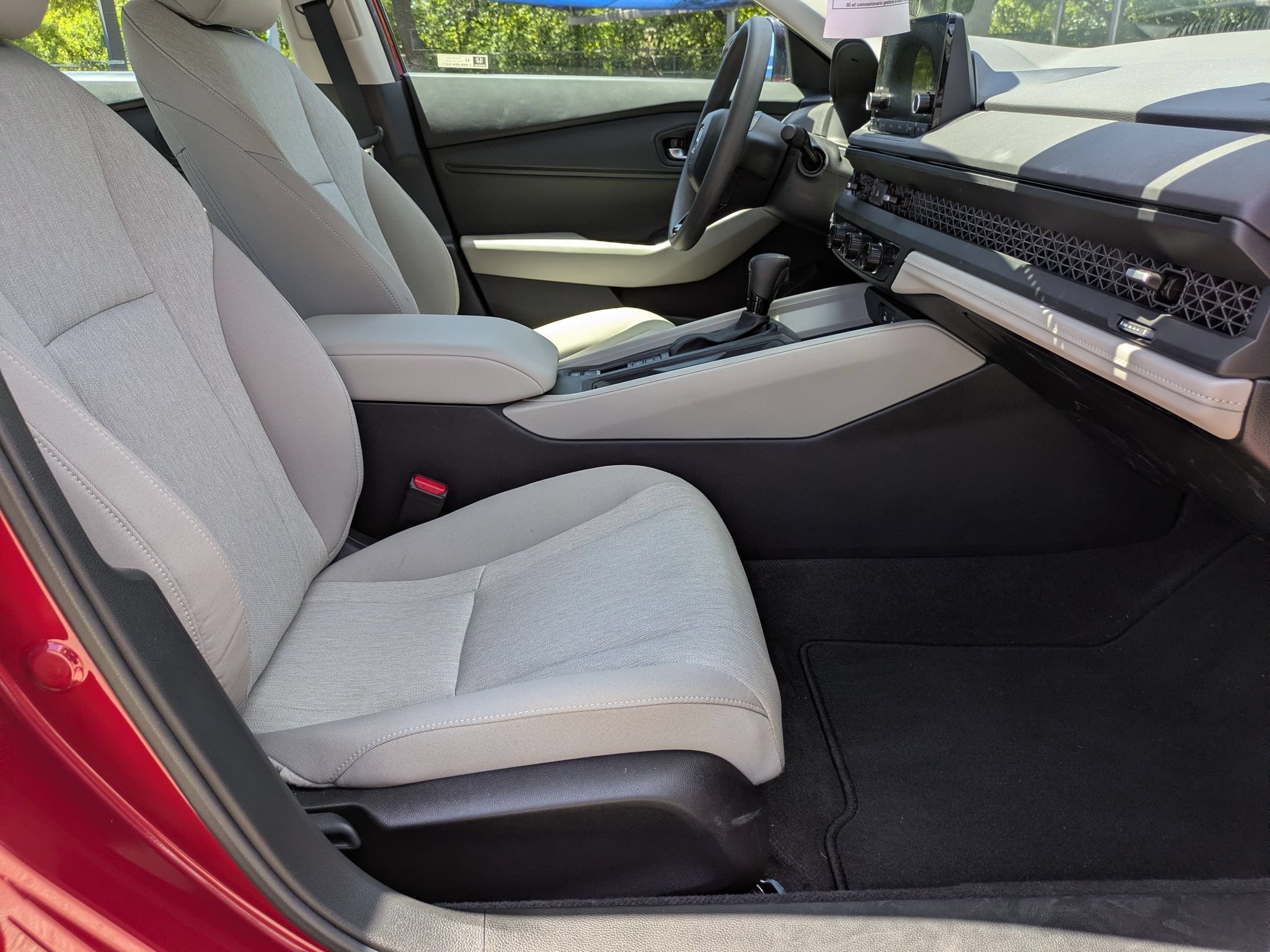 Certified 2025 Honda Accord SE image 28