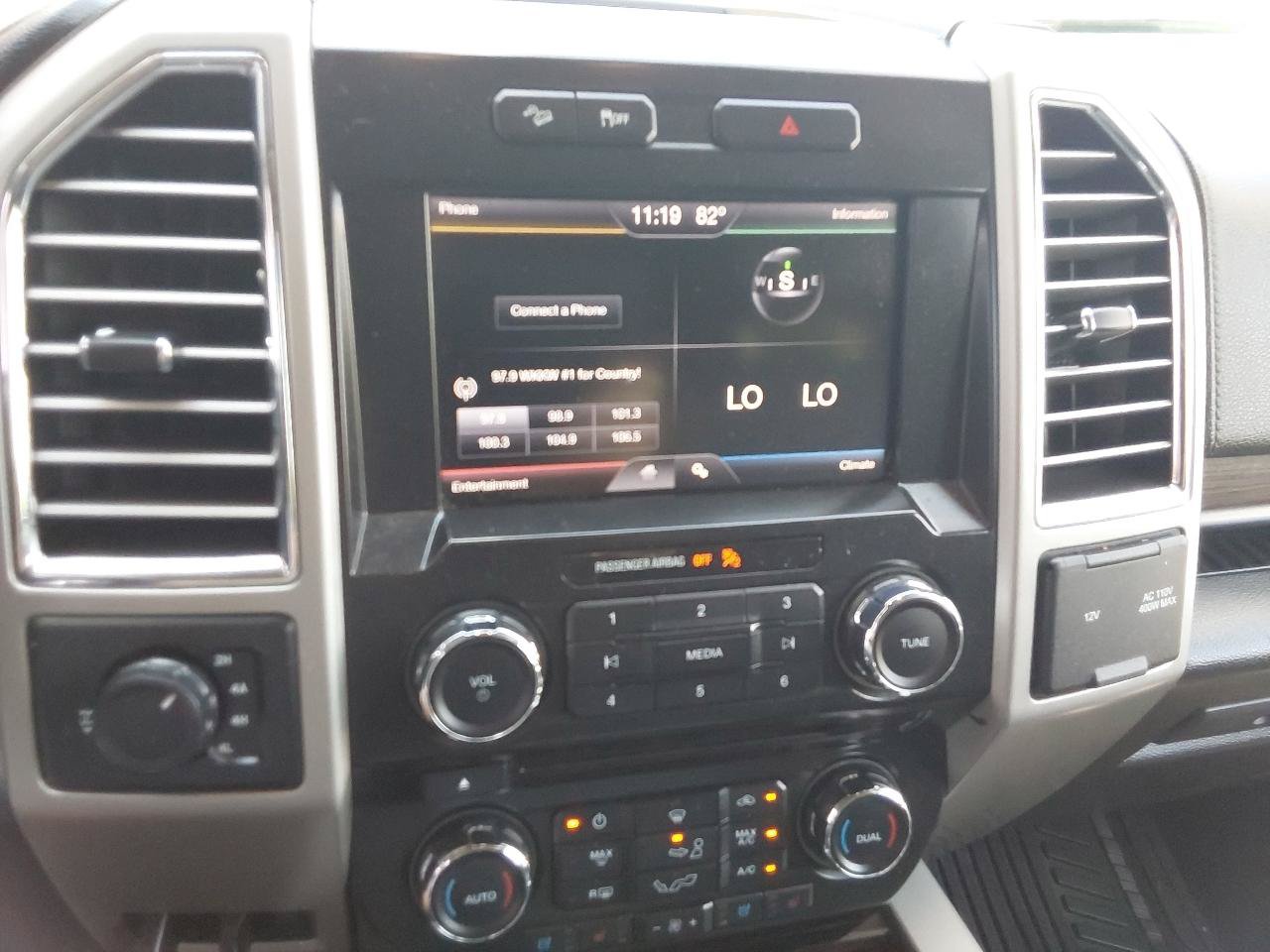 Used 2015 Ford F150 Lariat AWD/4WD image 18