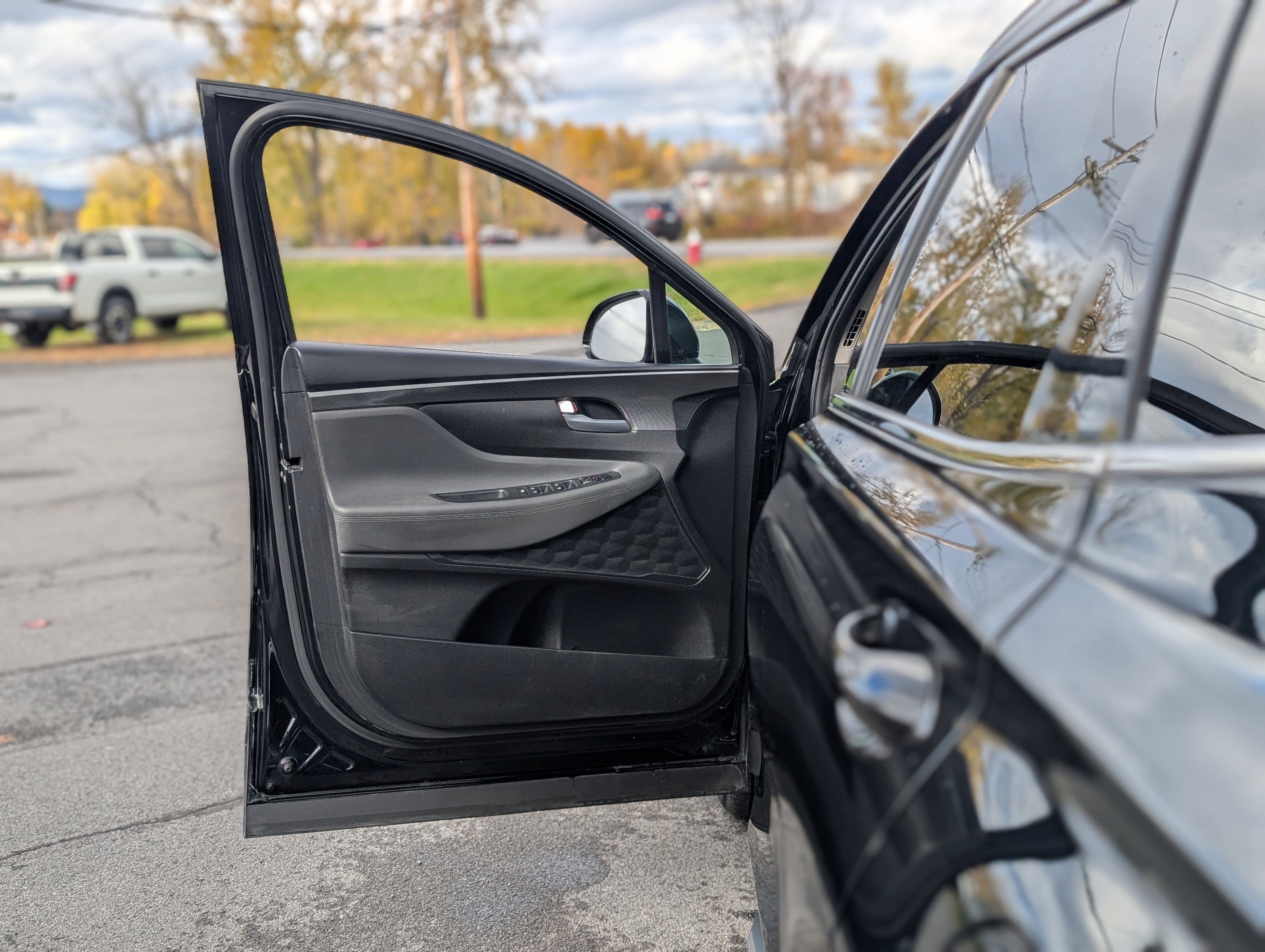 Used 2022 Hyundai Santa Fe SEL image 25