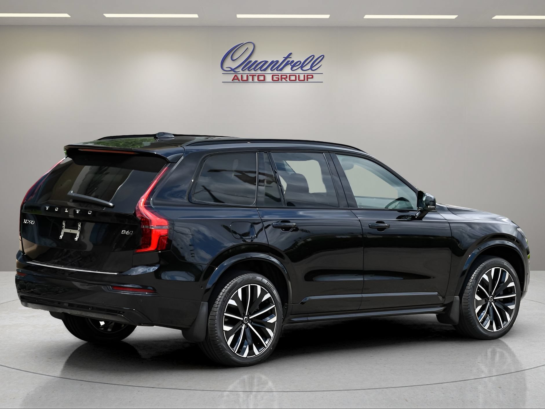 New 2026 Volvo XC90 B6 Ultra w/ Protection Package Premier AWD/4WD image 4
