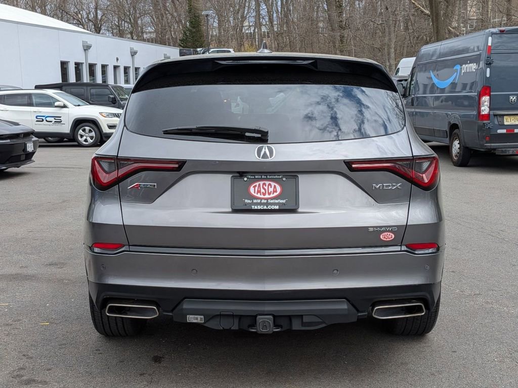 Used 2023 Acura MDX A-Spec image 4