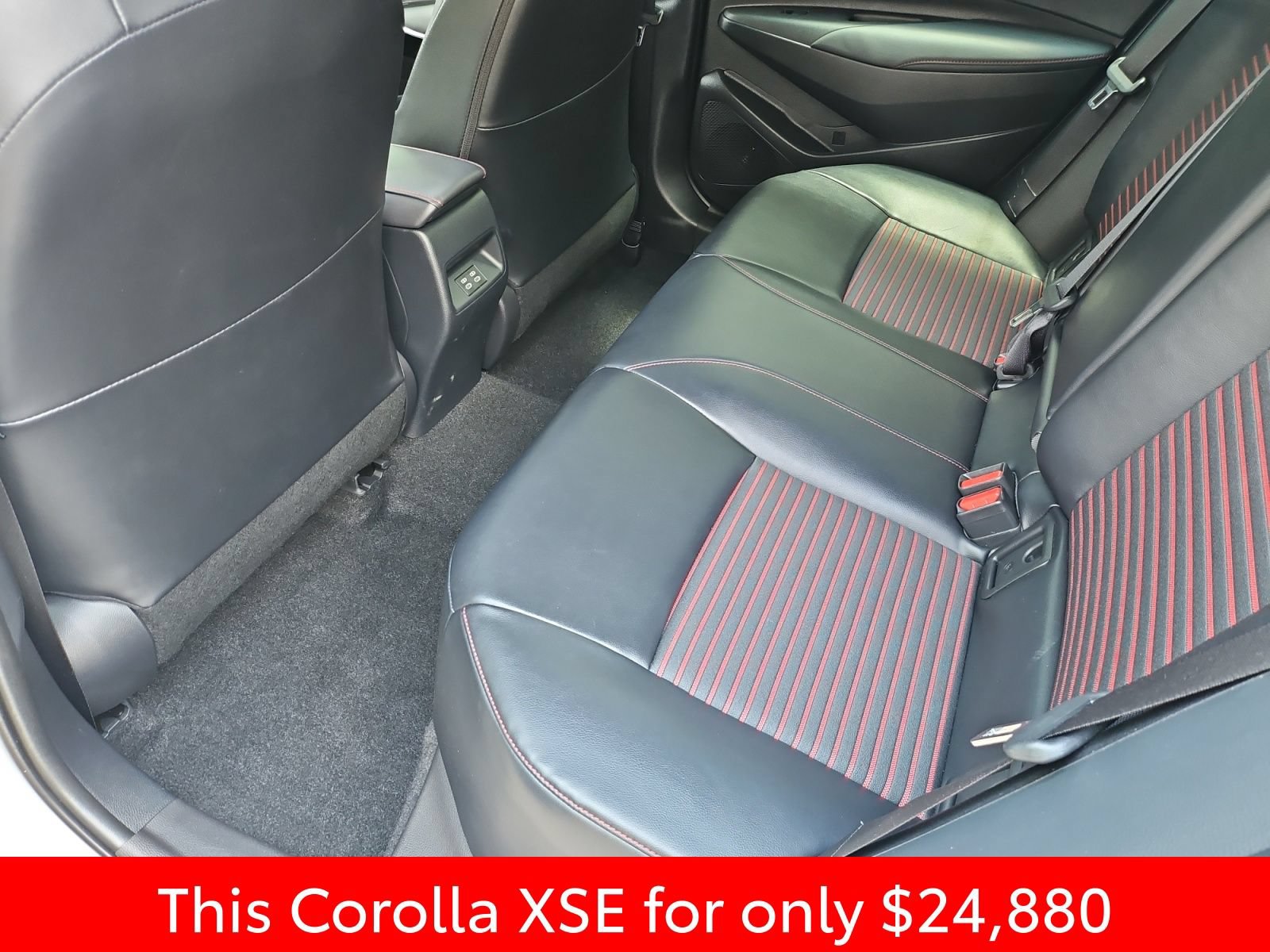 Used 2023 Toyota Corolla XSE FWD image 33