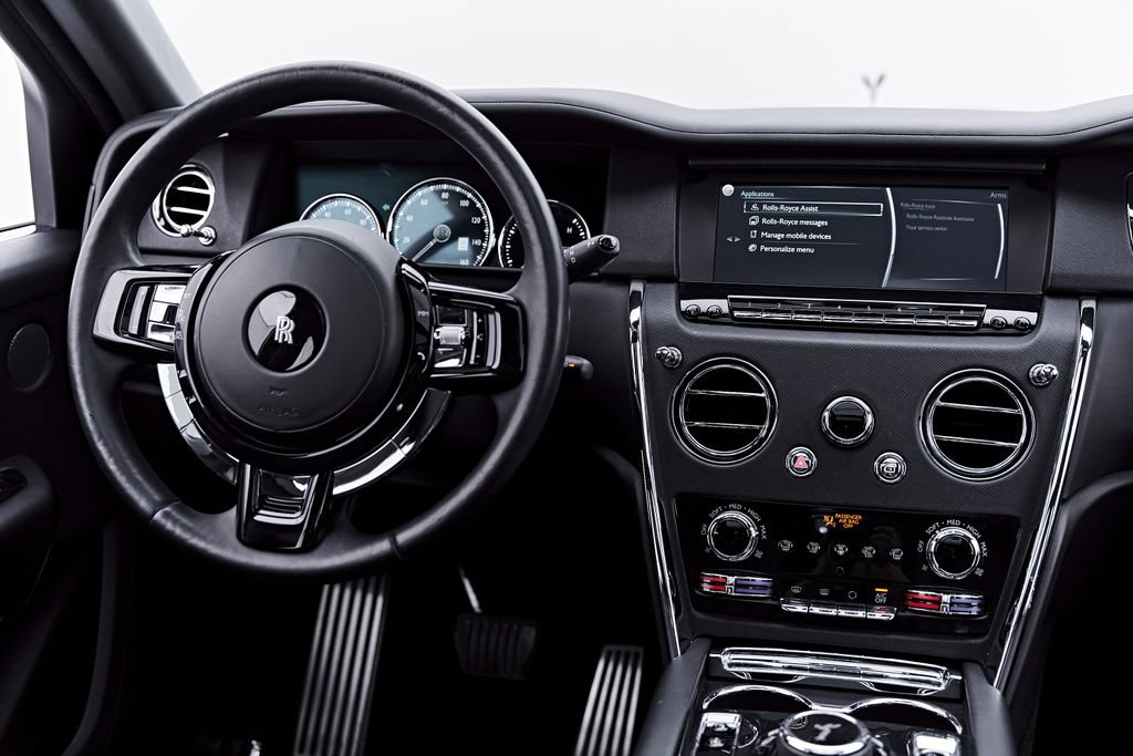 Used 2020 Rolls-Royce Cullinan AWD/4WD image 64
