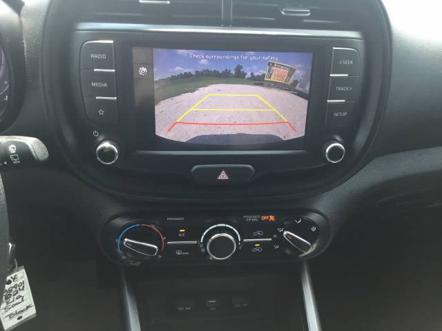 Used 2024 Kia Soul LX w/ Option Group 015 FWD image 17