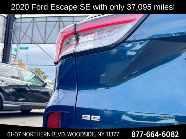 Used 2020 Ford Escape SE AWD/4WD image 7