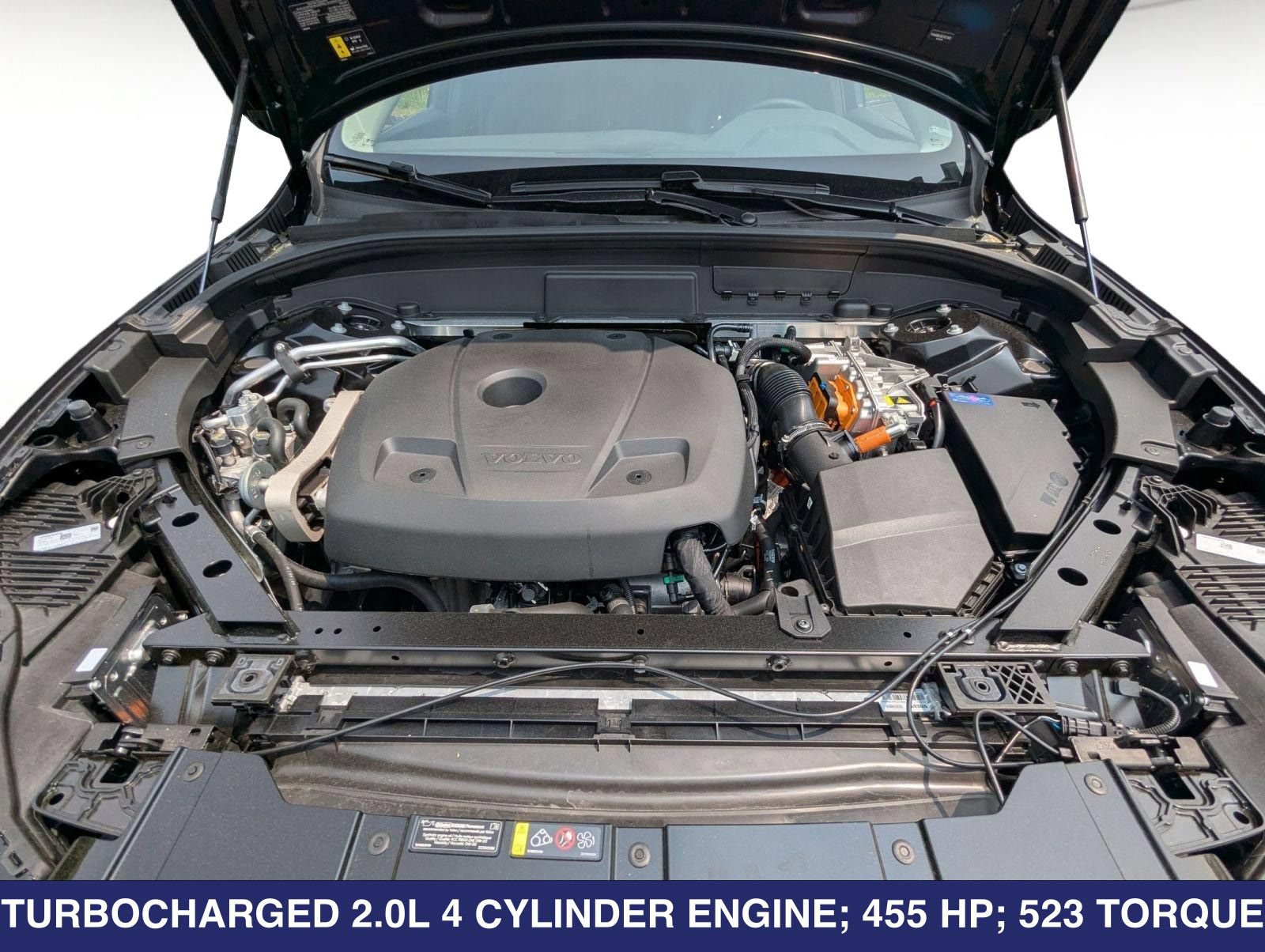 New 2025 Volvo XC60 T8 Core w/ Protection Package Premier AWD/4WD image 25
