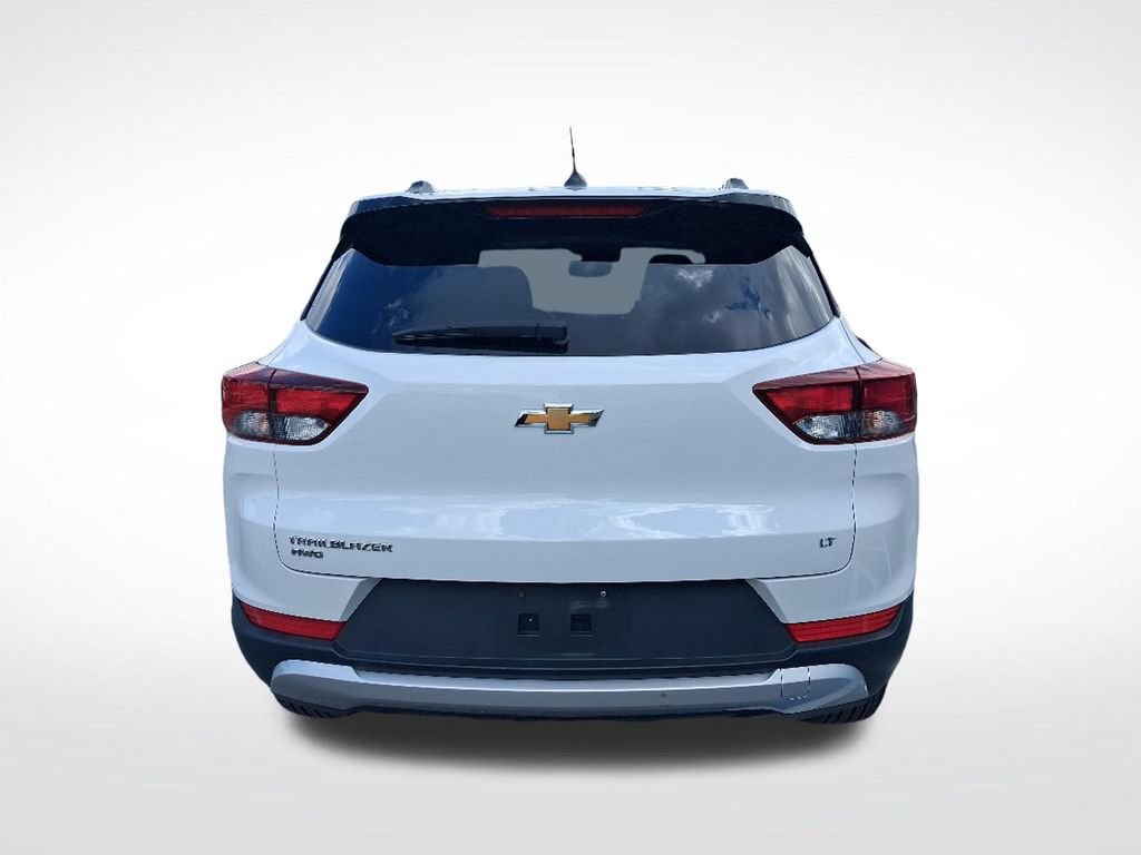 Used 2025 Chevrolet TrailBlazer LT AWD/4WD image 8